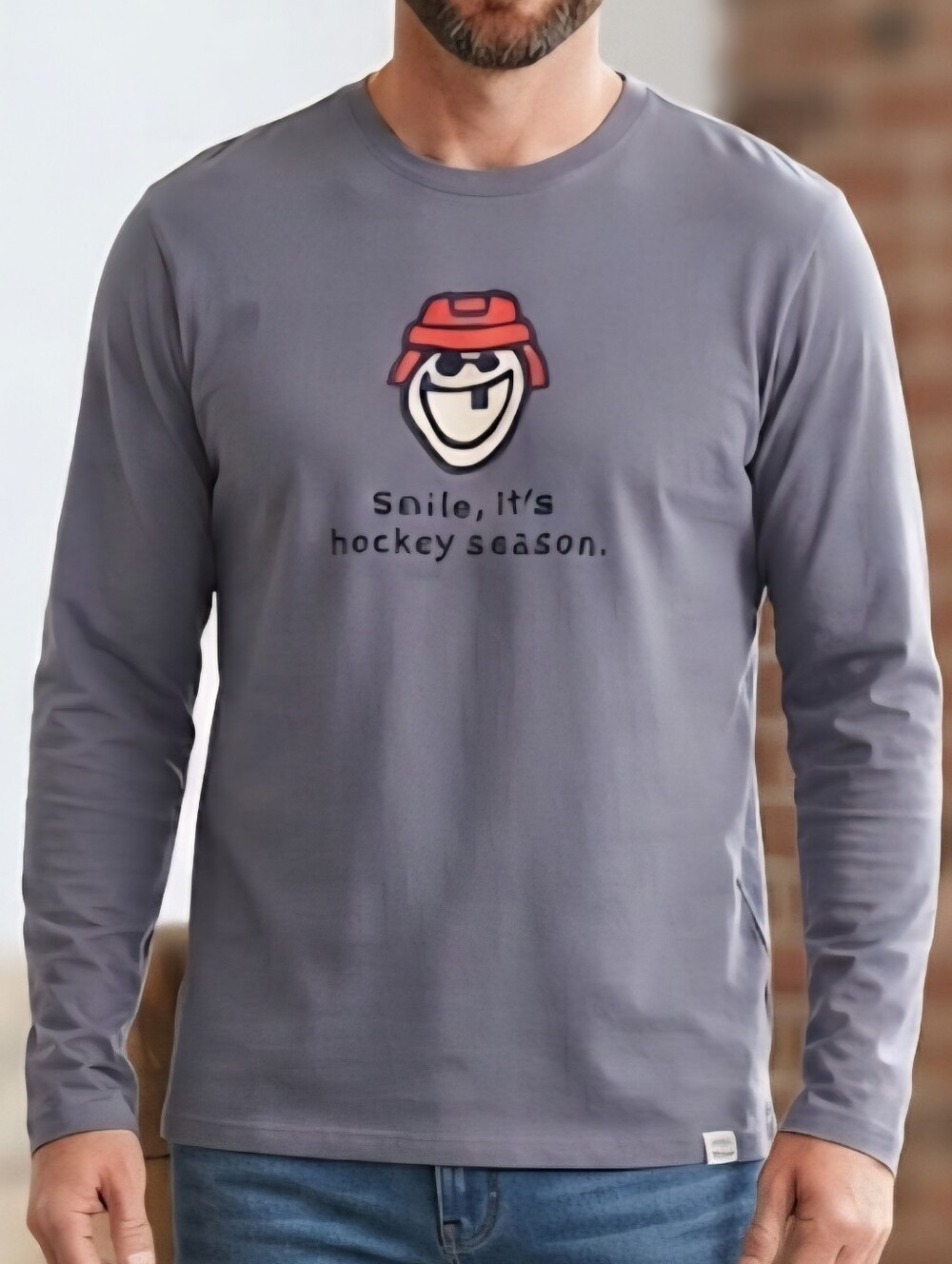 Life is Good Men's Large Long Sleeve "Smile It's Hockey Season" Crusher Tee Gray